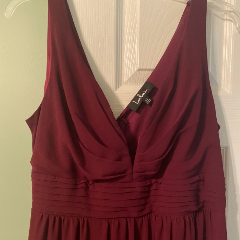 LULUS Leading Role V neck chiffon maxi formal dress